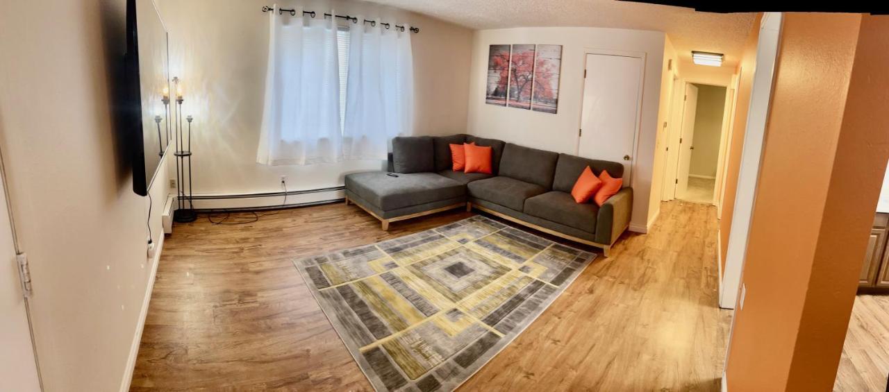 Lovely Two Bedroom, Minutes Away From Downtown Анкоридж Экстерьер фото