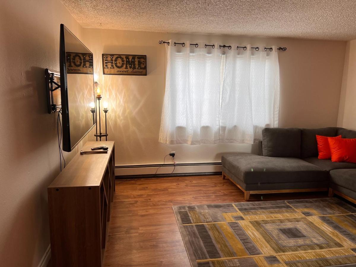 Lovely Two Bedroom, Minutes Away From Downtown Анкоридж Экстерьер фото